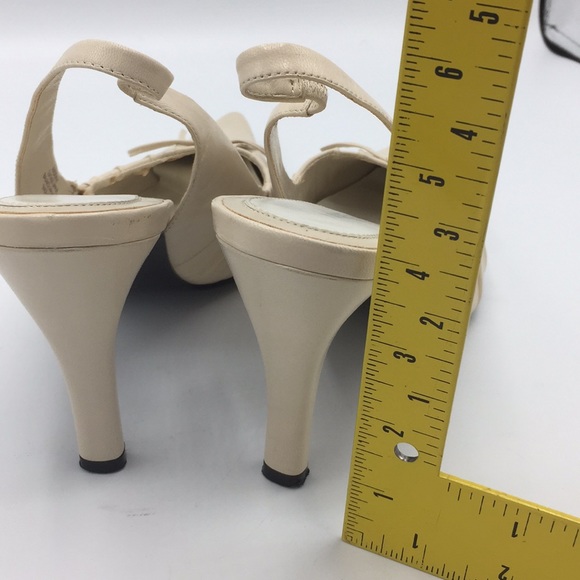 Nine West NW Dewey Light Natural Leather Size 91/2 - Picture 8 of 9